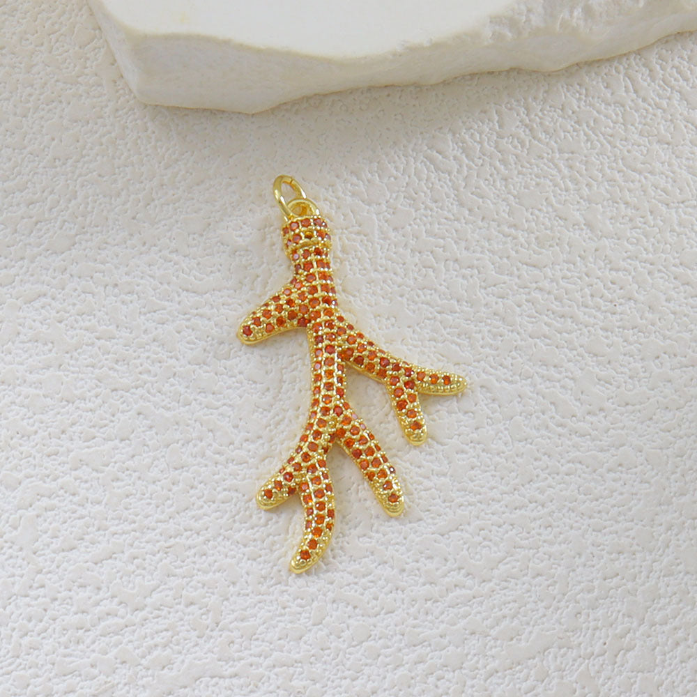 Conch Pendant In Copper With Electroplated Gold Plating, Marine Style Jewelry Accessories