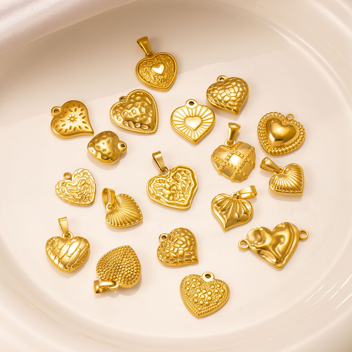 Heart Shape Pendant In 304 Stainless Steel With PVD Coated Gold Plating Featuring Waterproof Non Tarnish Process