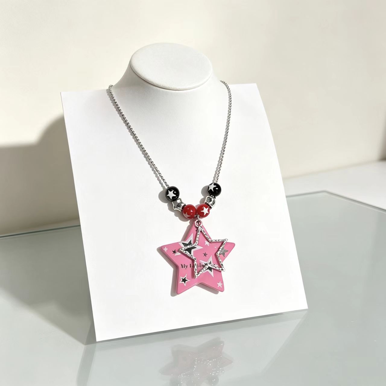 New Style Dyed Black Acrylic Beading Necklace With Resin Pendant For Women