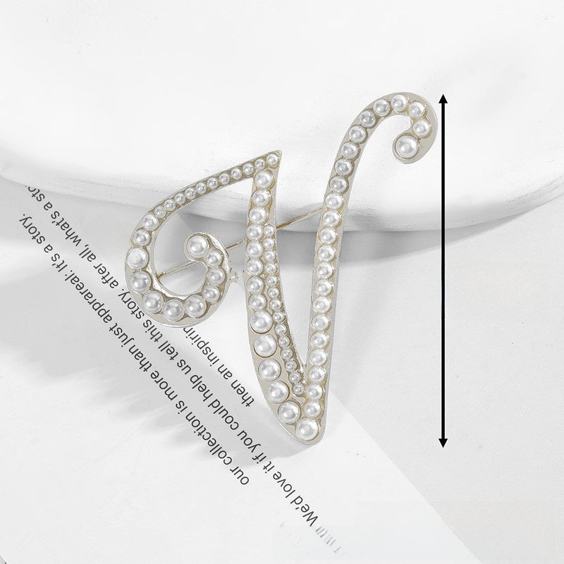 Gold Alloy Pin Featuring Artificial Pearl Inlay With Elegant Pearl Craftsmanship