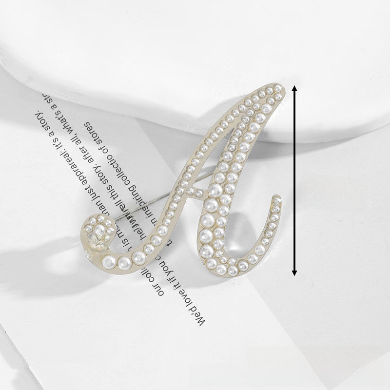 Gold Alloy Pin Featuring Artificial Pearl Inlay With Elegant Pearl Craftsmanship