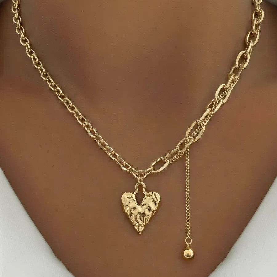 Exaggerated Heart Shape Pendant For Women In Gold With Electroplated Zinc Alloy, 1 Set