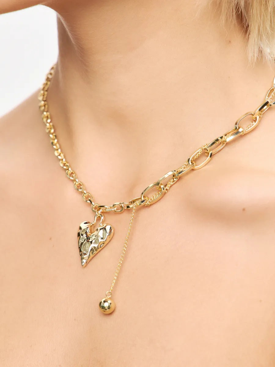 Exaggerated Heart Shape Pendant For Women In Gold With Electroplated Zinc Alloy, 1 Set