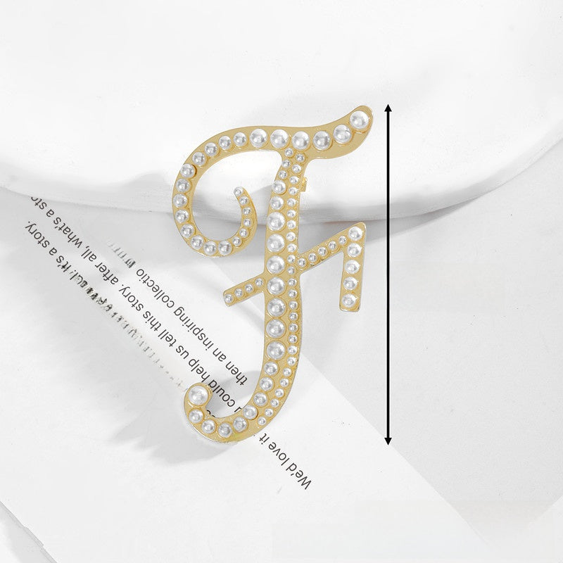 Gold Alloy Pin Featuring Artificial Pearl Inlay With Elegant Pearl Craftsmanship