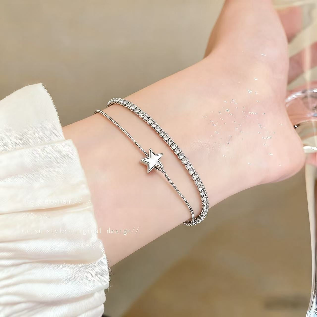 Cute Heart Shape Elaborate Copper Bracelets With KC Golden Electroplated Finish And Zircon Inlay Featuring Slider Chain