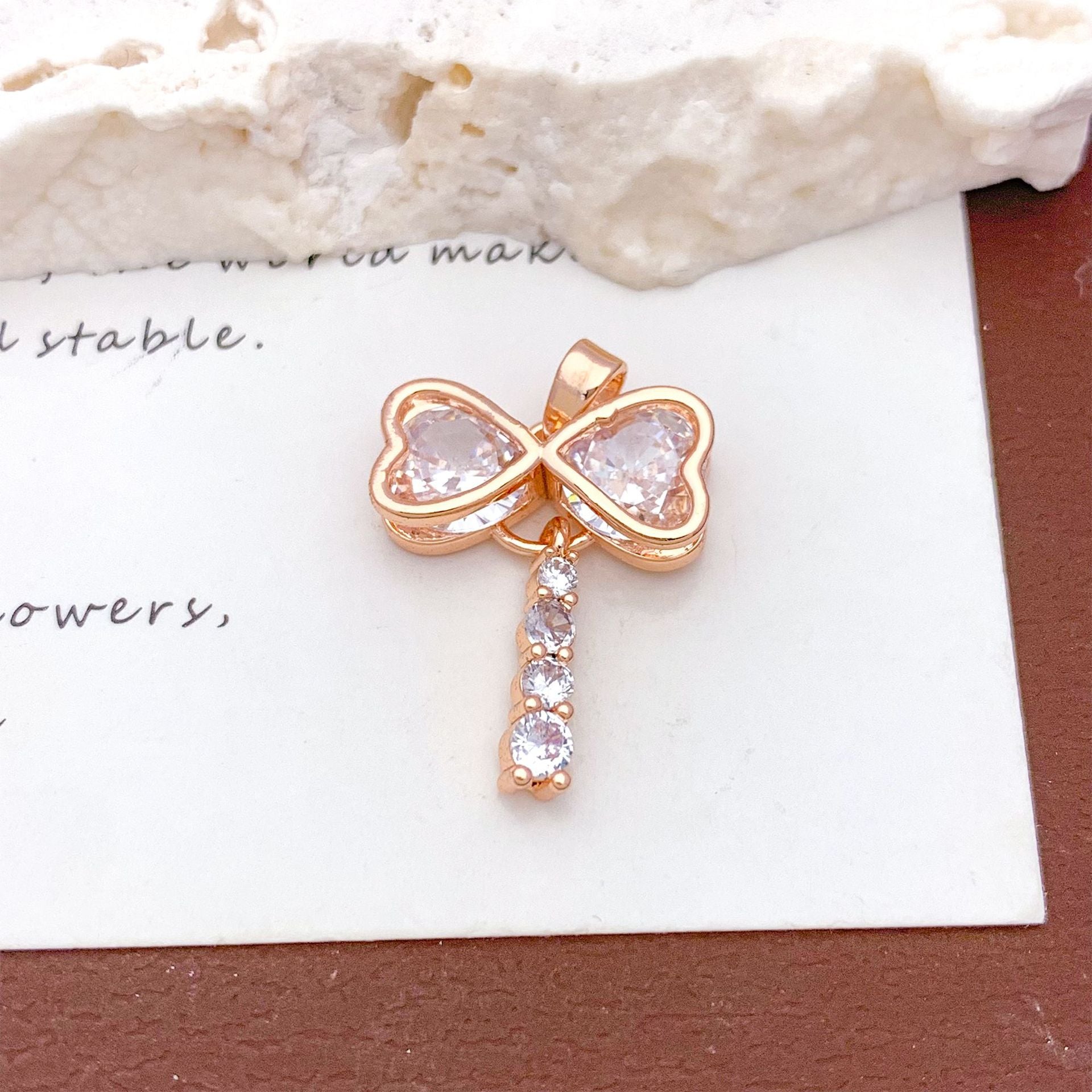 Bow Tie Pendant For Women With Electroplated Gold Plating And Tassel Design In Copper, Ideal For Winter