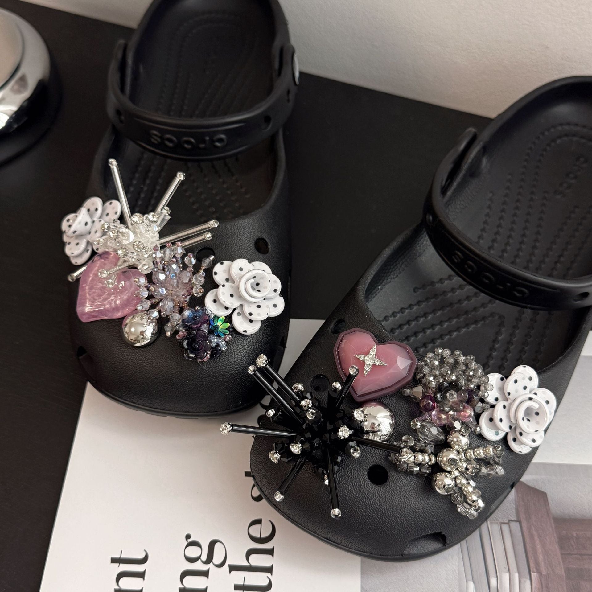 Commute Style Shoe Buckle With Flower Pattern Beading For Slippers