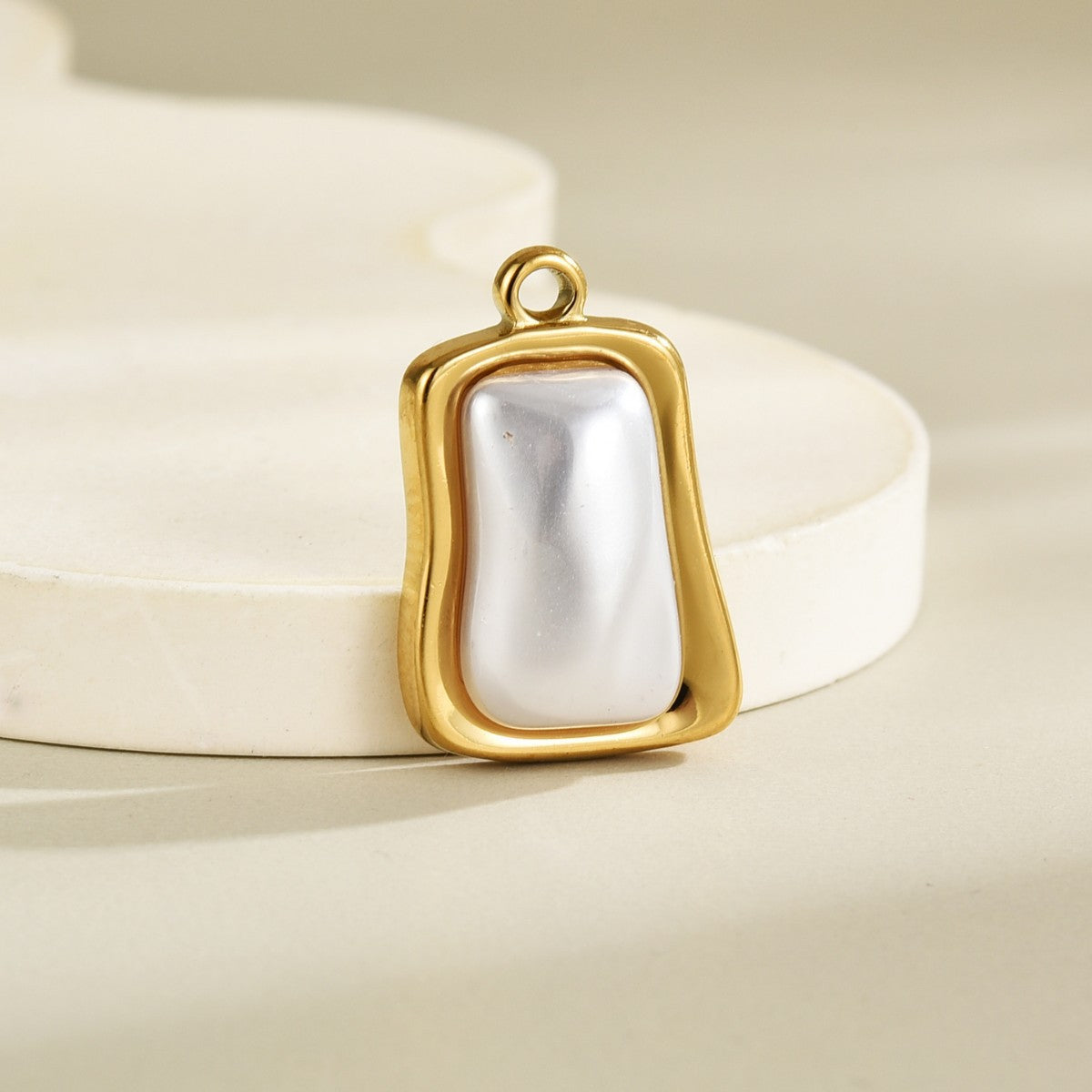 Metal Shell Pendant With Real Gold Plated Electroplated Finish In Gold Jewelry Accessories