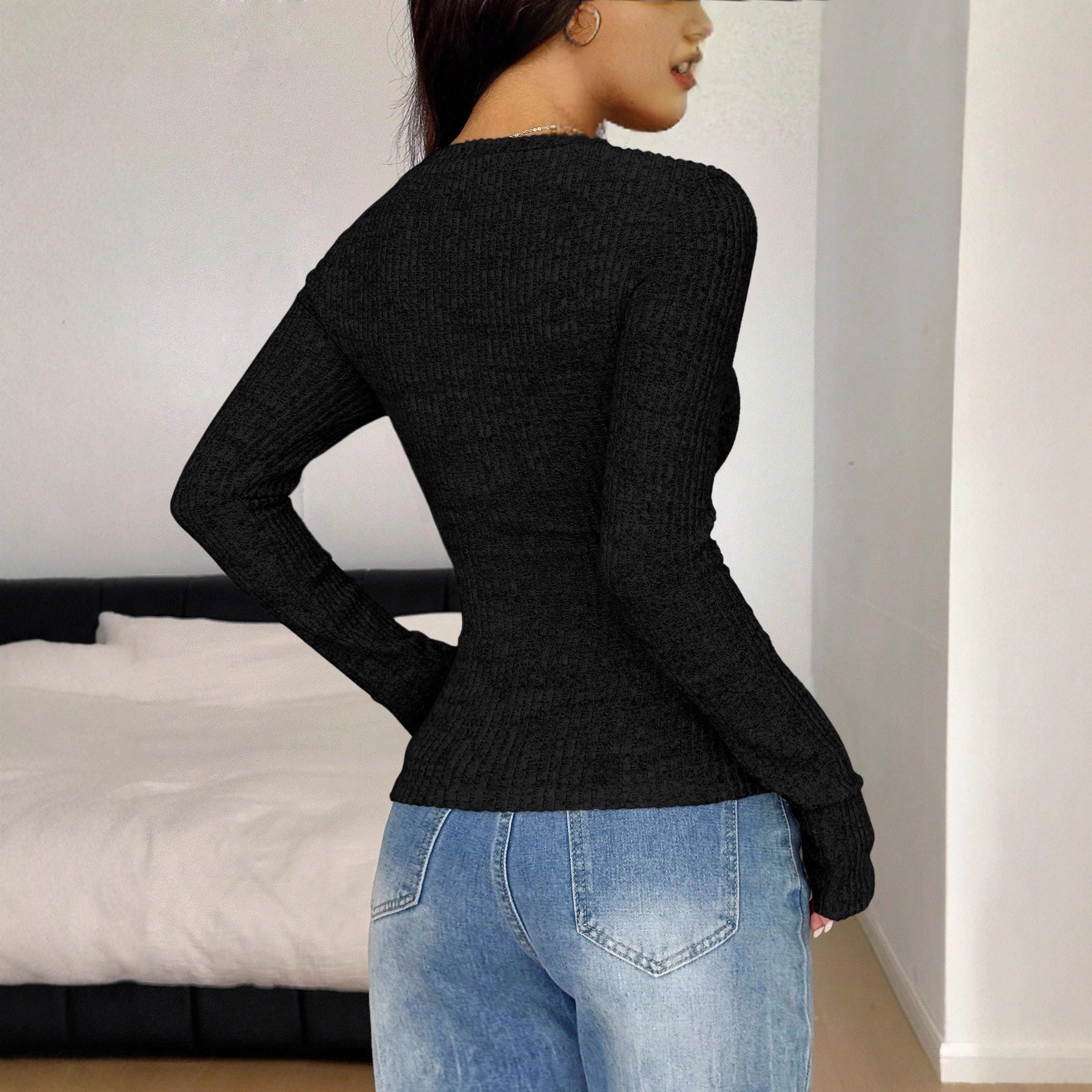 Elegant Solid Color Long Sleeve Polyester T-shirt For Women With V Neck
