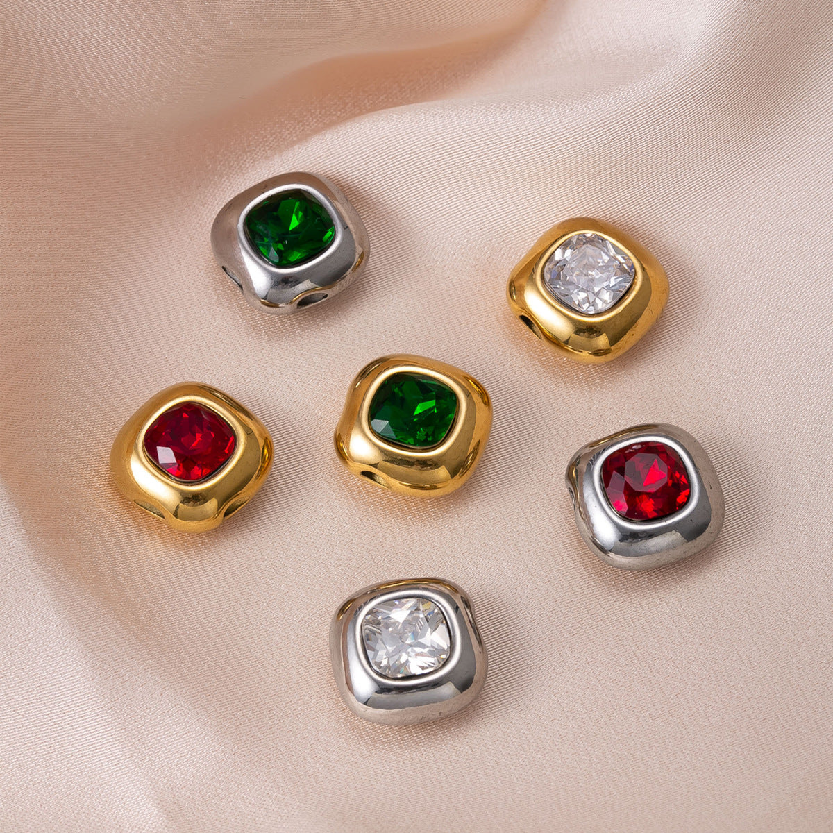 Geometric Pendant For Commute Jewelry In 304 Stainless Steel With Zircon Inlay, PVD Coated And Electroplated Finish