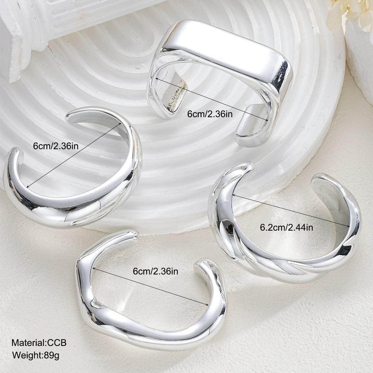 Exaggerated Twist Bangle For Women With Electroplated Gold Plating, 4 Pieces Set