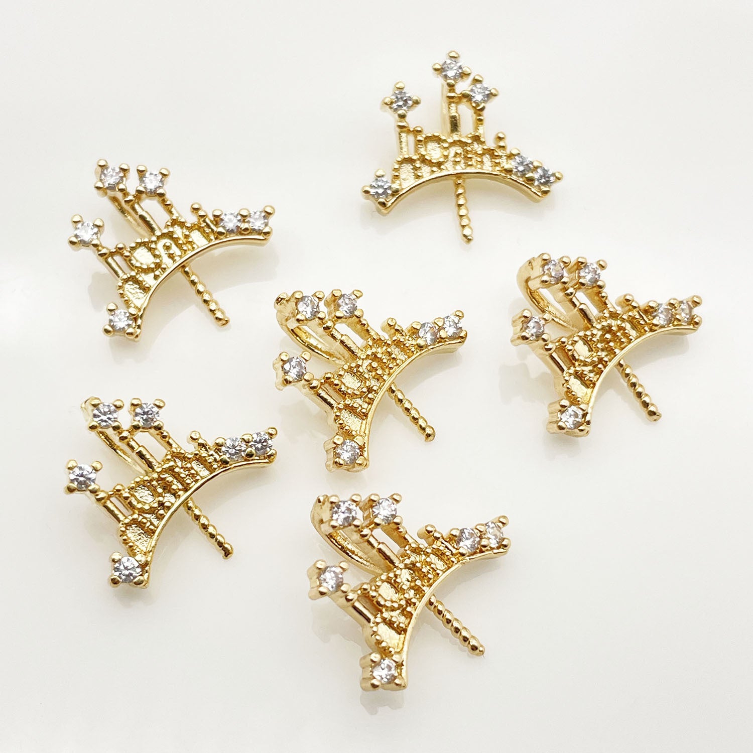 Copper Crown Pendant With Zircon Inlay, Electroplated Finish In Gold, Baroque Style DIY Jewelry