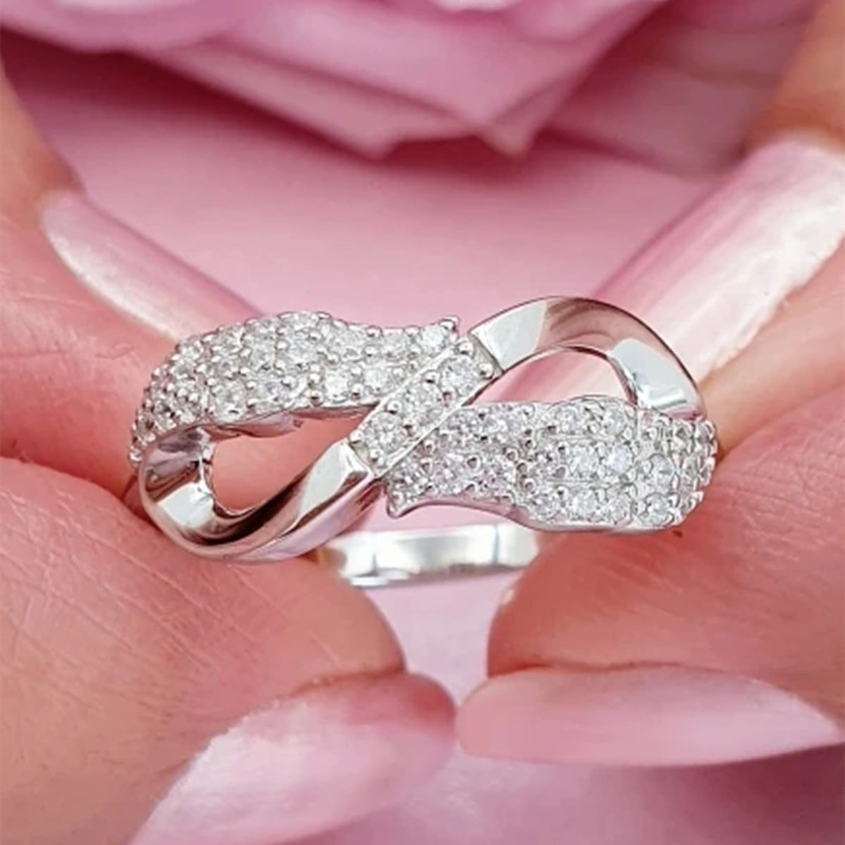 Infinity Claw Setting Ring For Women In Copper With White K Water Plating And Zircon Inlay