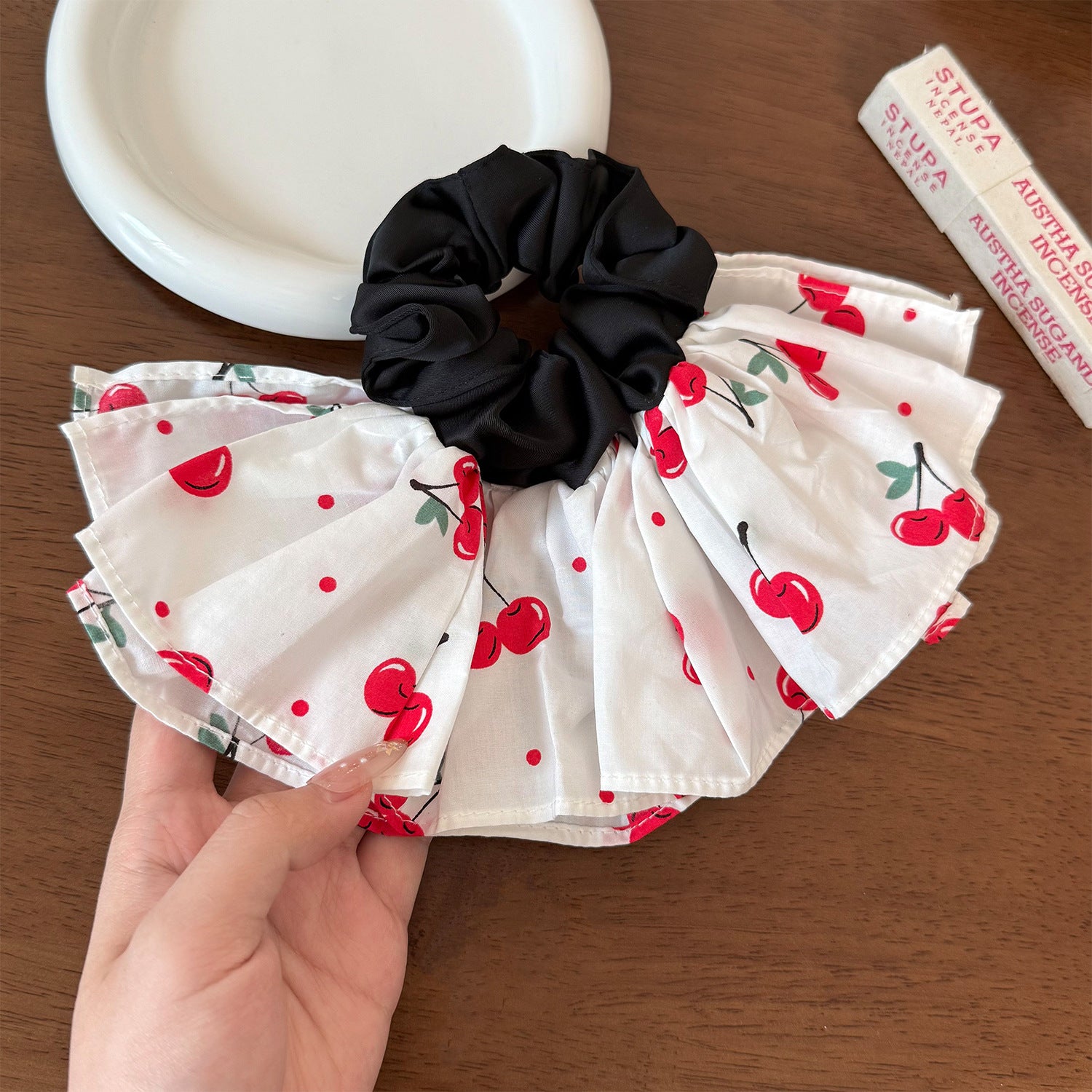 Sweet Cherry Pattern Cloth Scrunchie Hair Accessory For  Spring And Summer