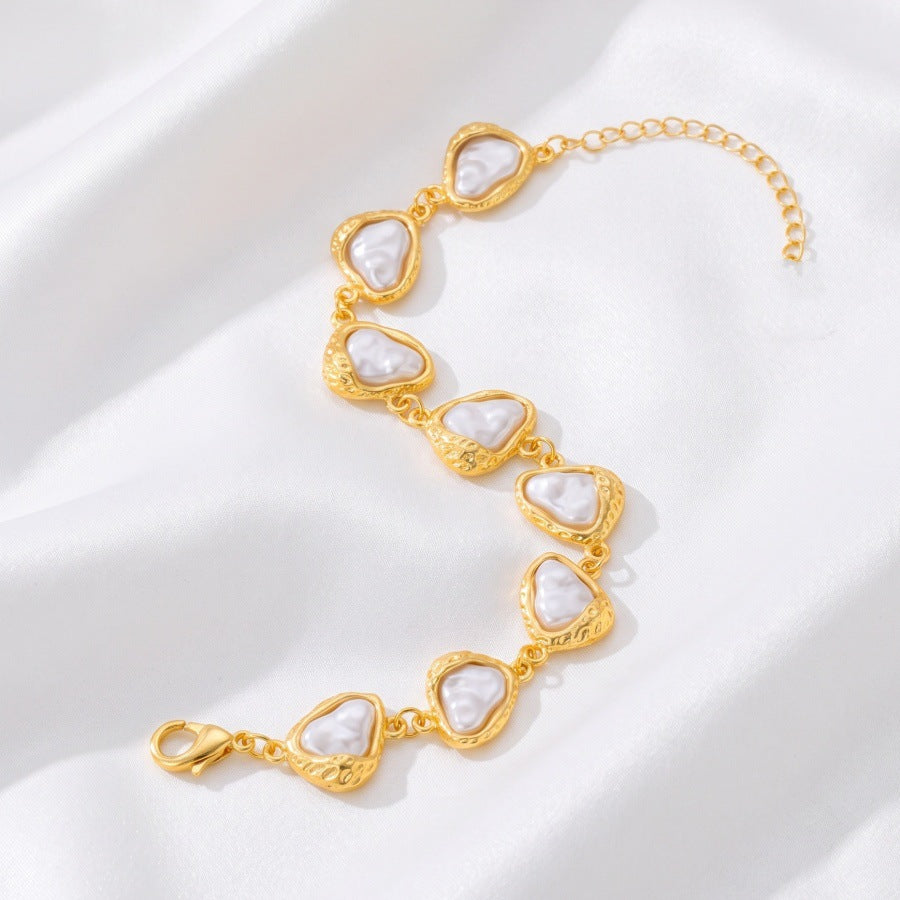 Exaggerated Women’s Jewelry Set Featuring Irregular Pattern And Asymmetrical Design In Electroplated Alloy