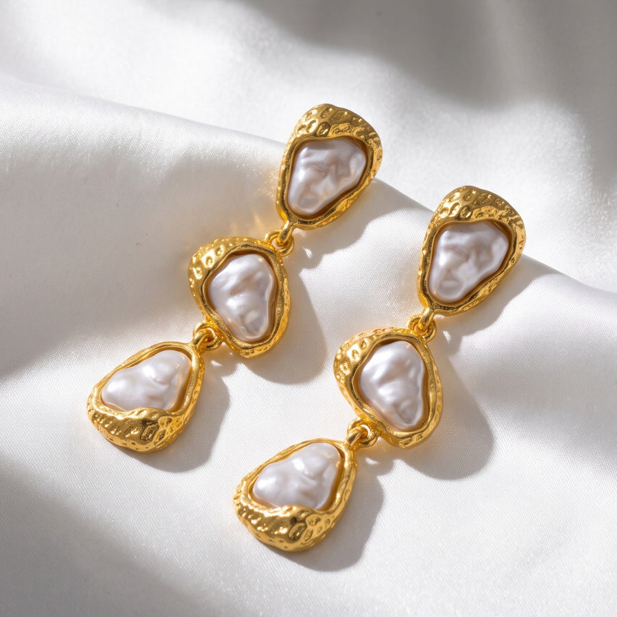 Exaggerated Women’s Jewelry Set Featuring Irregular Pattern And Asymmetrical Design In Electroplated Alloy