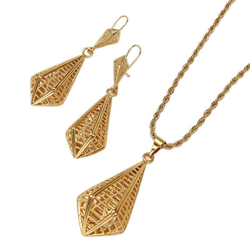 Unisex Geometric Jewelry Set Featuring Electroplated Golden Plated Alloy With Twisted Rope Chain