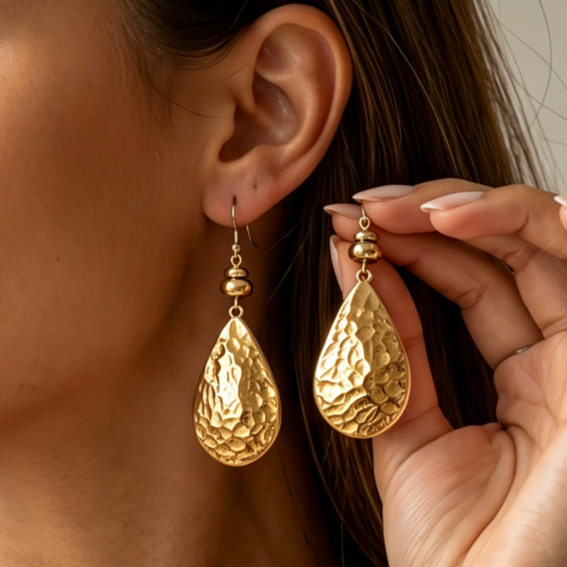 Hammered Alloy Water Droplets Earrings For Unisex Featuring Electroplated Finish With Copper Ear Pins