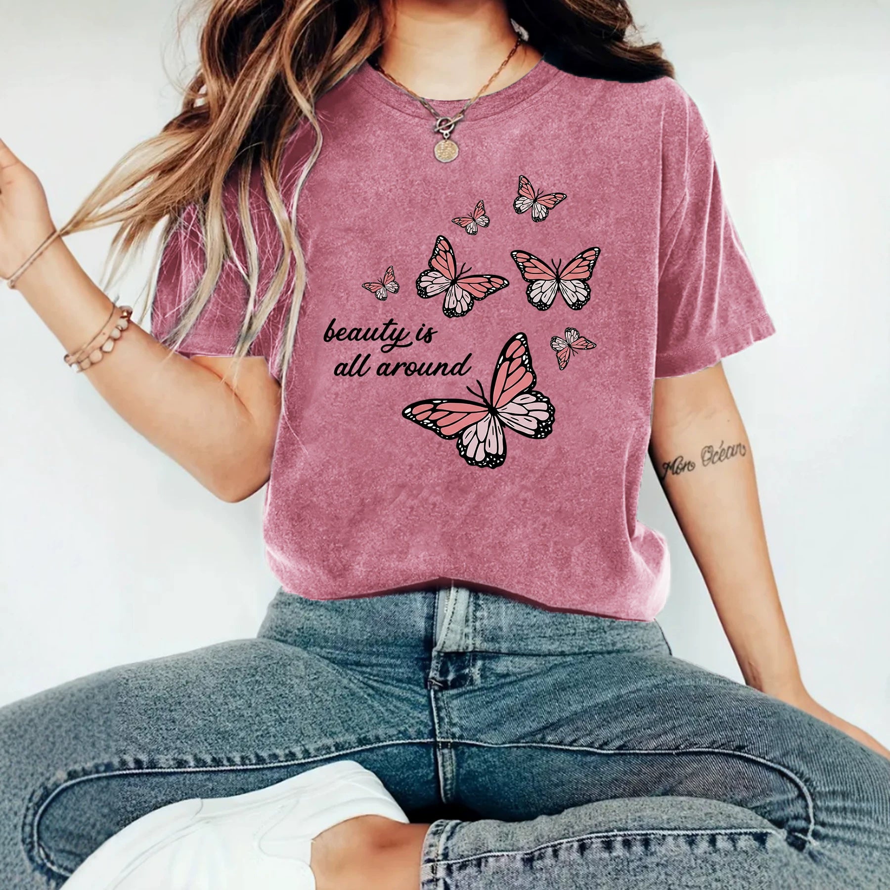 Casual Butterfly Short Sleeve T-shirt Featuring Cotton Fabric With Printing Design