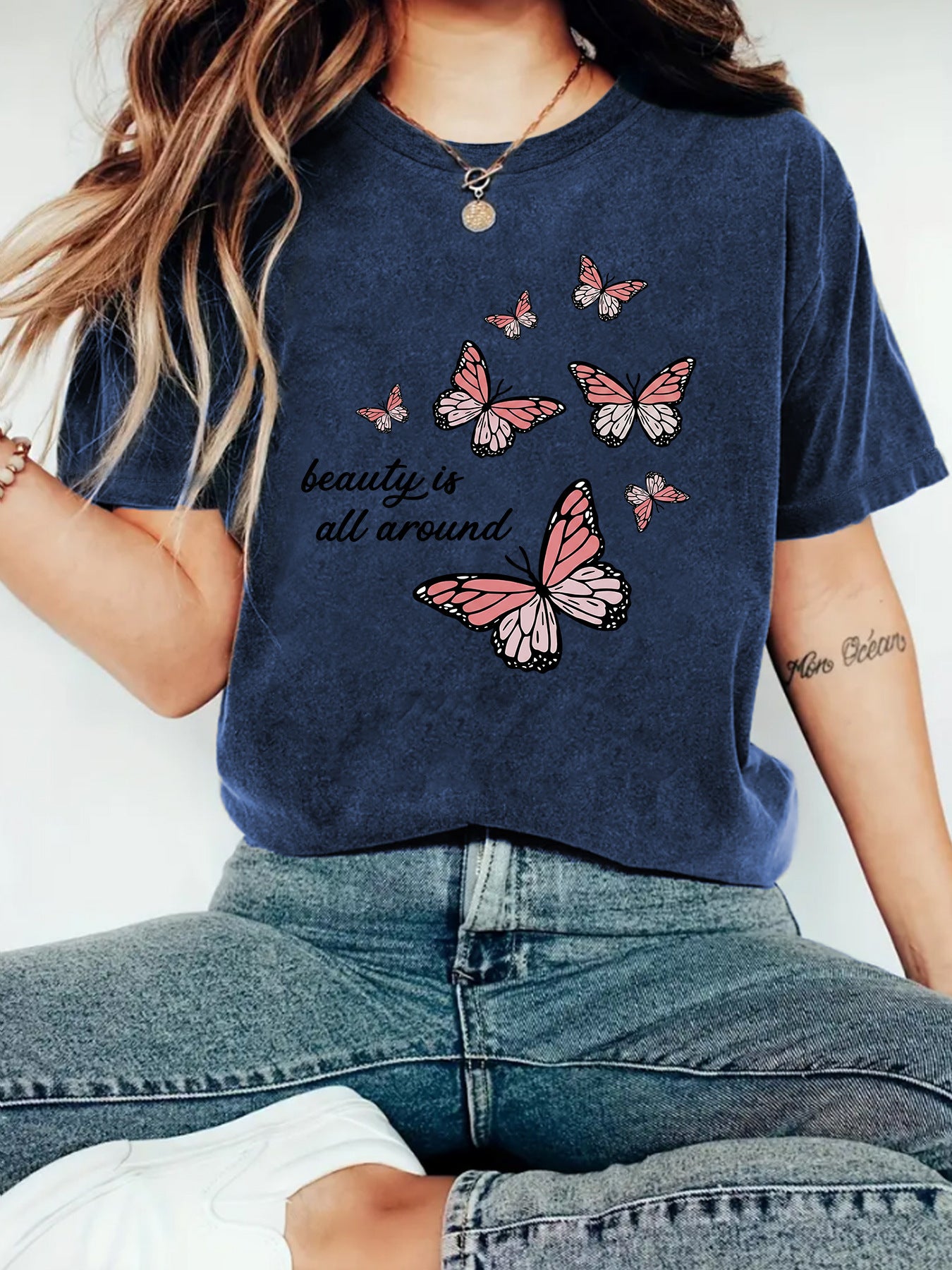 Casual Butterfly Short Sleeve T-shirt Featuring Cotton Fabric With Printing Design