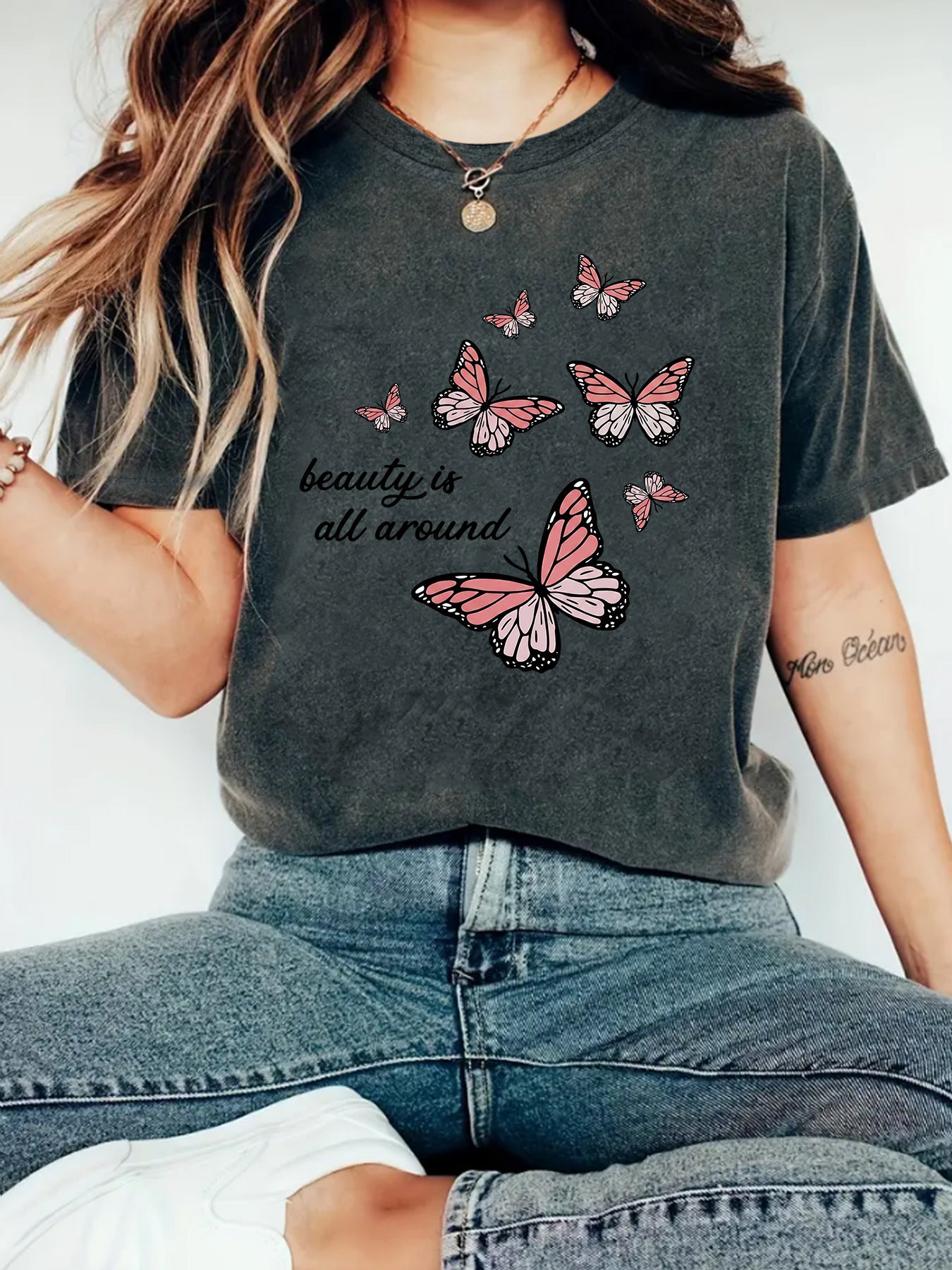 Casual Butterfly Short Sleeve T-shirt Featuring Cotton Fabric With Printing Design