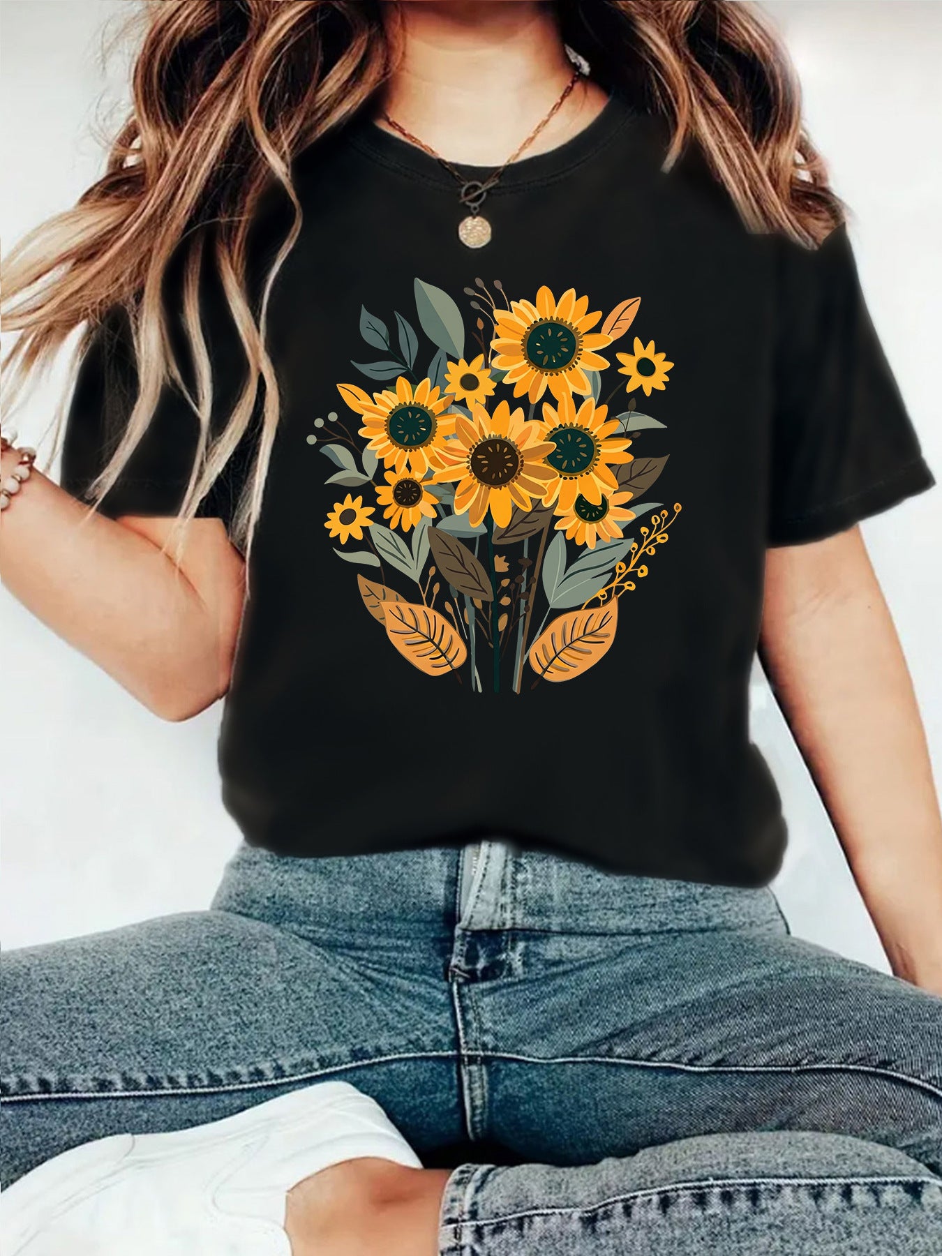 Casual Short Sleeve Cotton T-shirt For Women Featuring Plant Printing