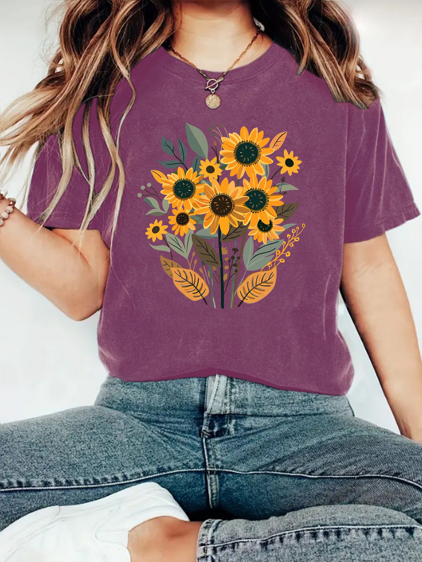 Casual Short Sleeve Cotton T-shirt For Women Featuring Plant Printing