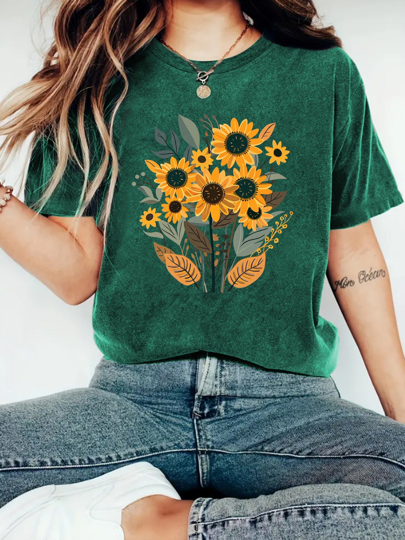 Casual Short Sleeve Cotton T-shirt For Women Featuring Plant Printing