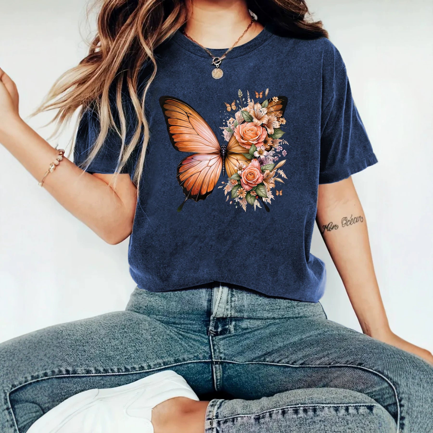 Casual Butterfly T-shirt With Short Sleeve, Cotton Fabric Featuring Printing Design
