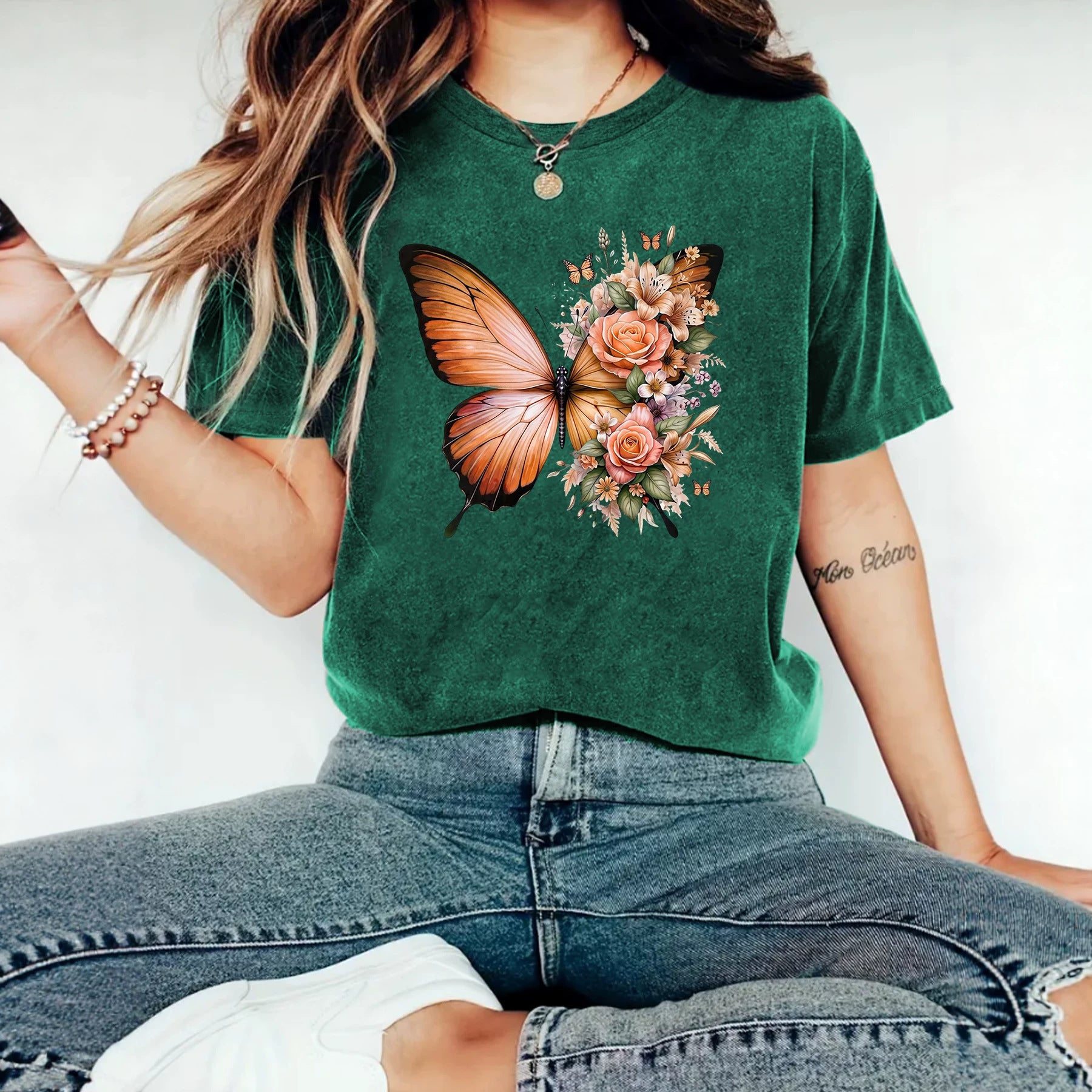 Casual Butterfly T-shirt With Short Sleeve, Cotton Fabric Featuring Printing Design