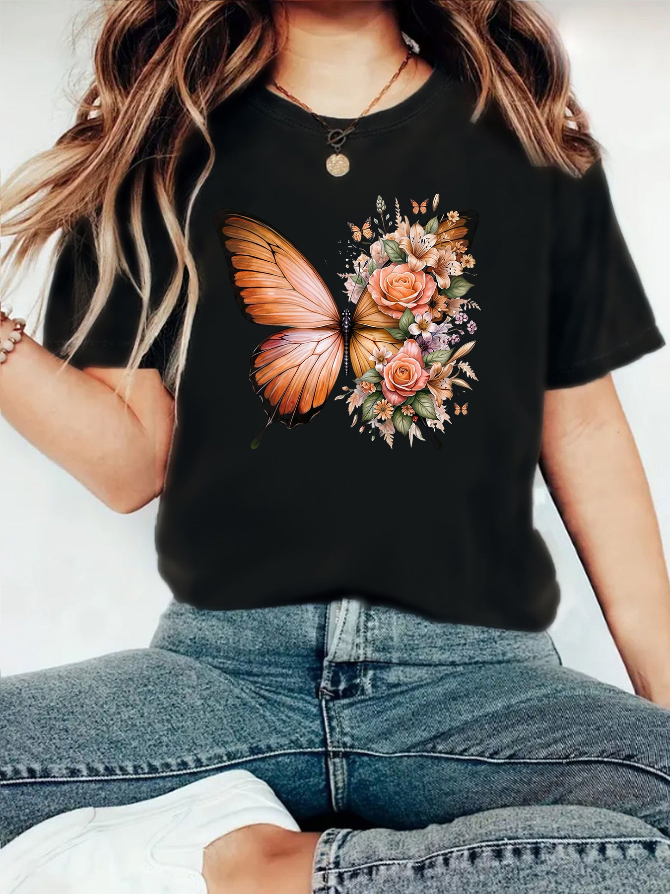 Casual Butterfly T-shirt With Short Sleeve, Cotton Fabric Featuring Printing Design
