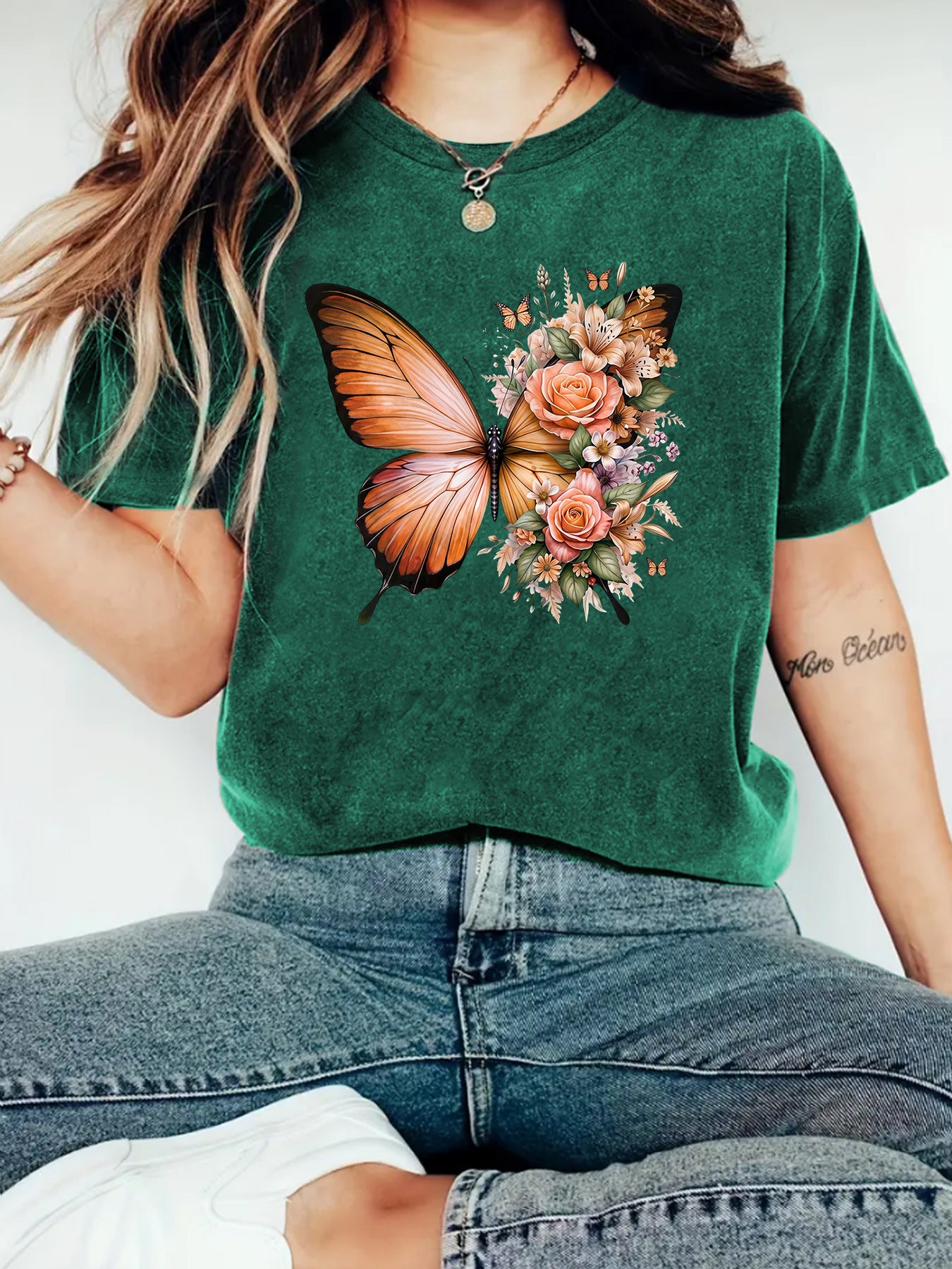 Casual Butterfly T-shirt With Short Sleeve, Cotton Fabric Featuring Printing Design