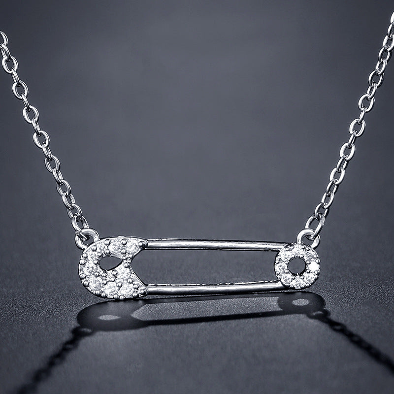 Gold Paper Clip Necklace For Women Featuring Copper Pendant And Zircon Inlay With Paperclip Chain