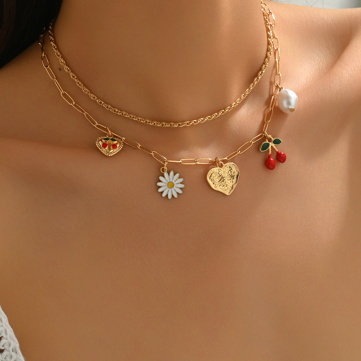 Bohemian Heart Shape Layered Necklace For Women With Zinc Alloy Pendant And Paperclip Chain