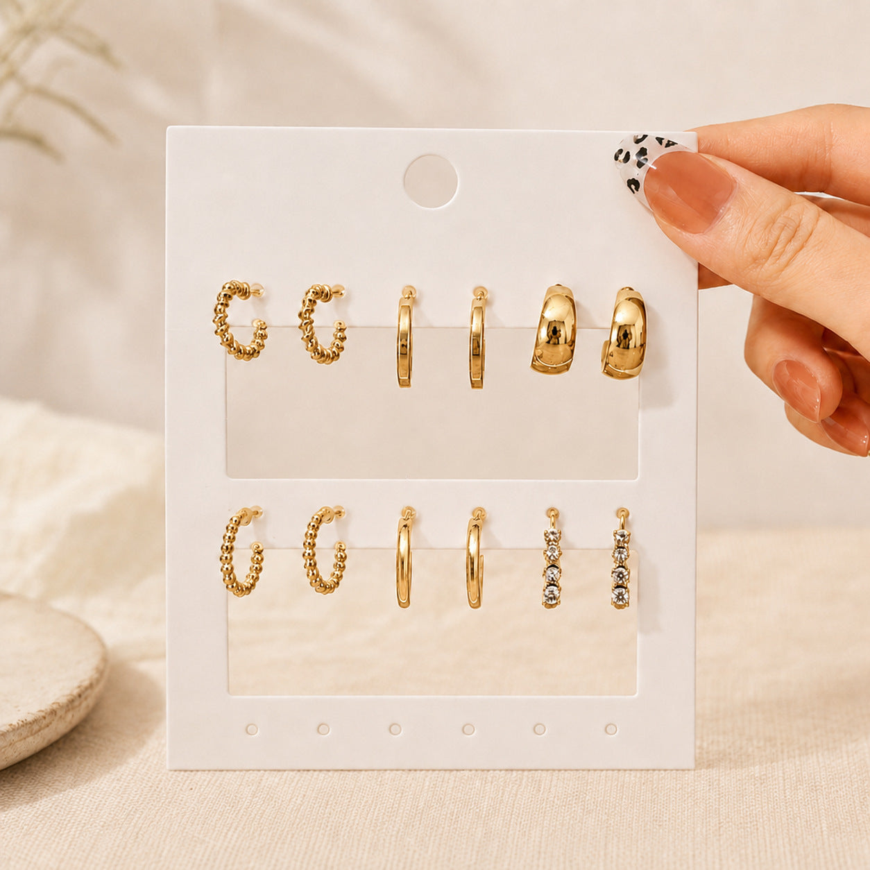 Handmade Round Stud Earrings For Women In Gold With 304 Stainless Steel Ear Pins, 1 Set Of Plastic Material