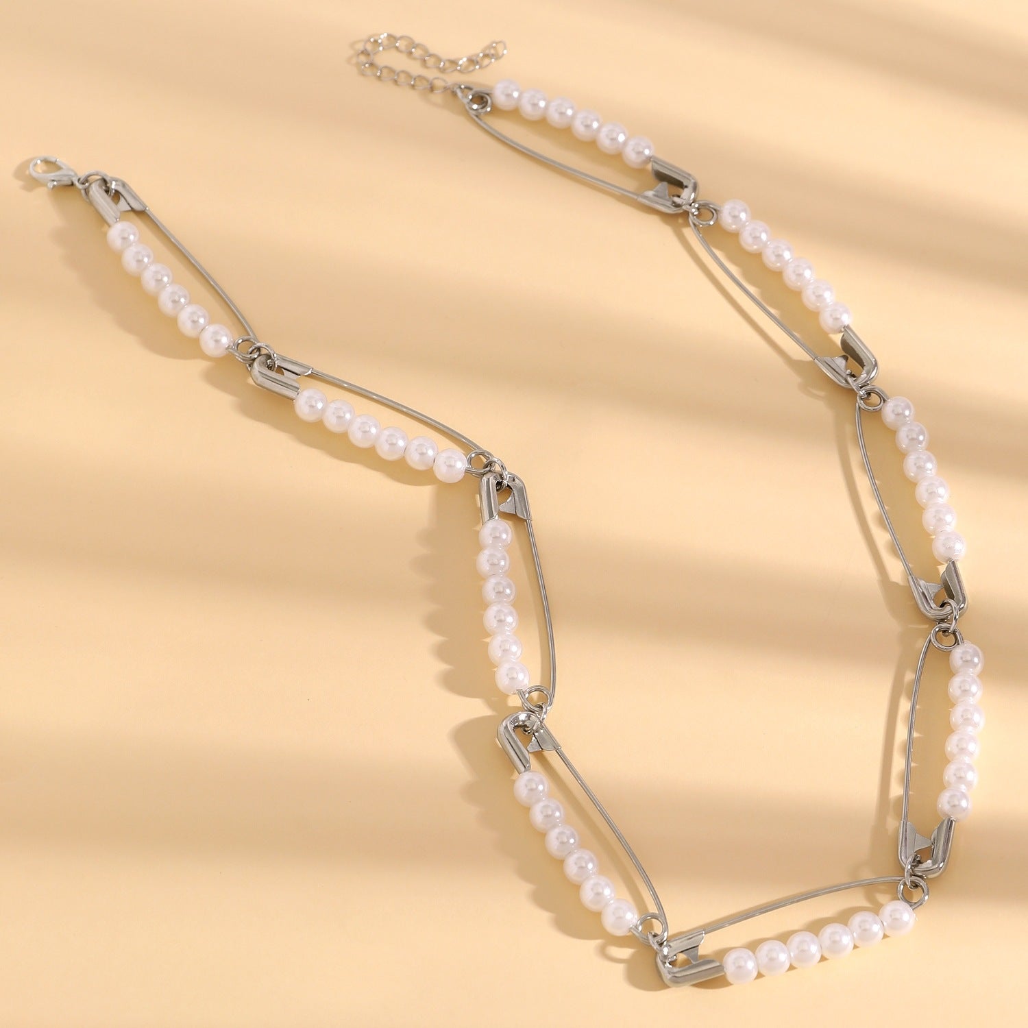 Novelty Paper Clip Necklace For Women With Electroplated Iron Paperclip Chain