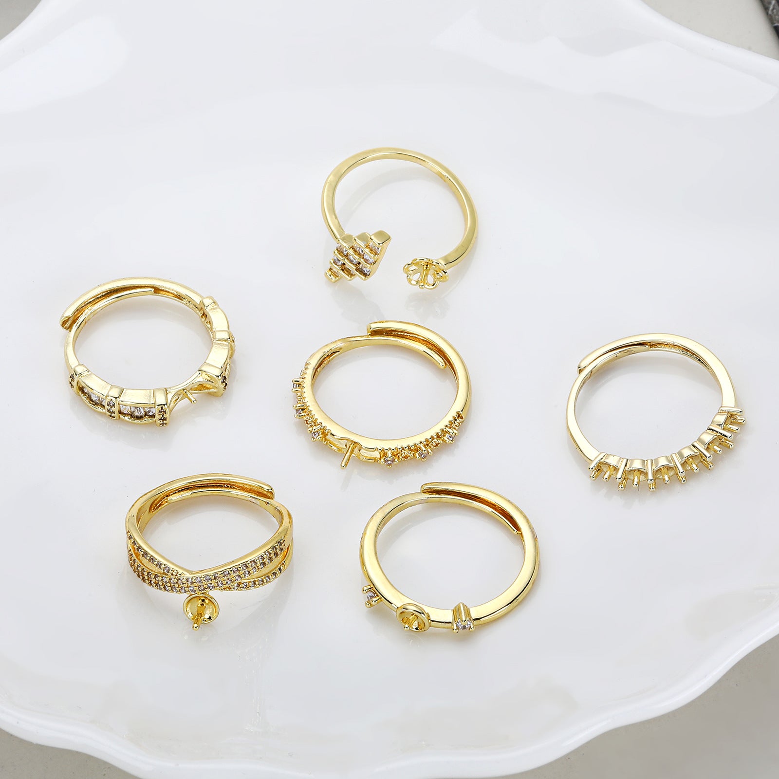 Irregular Copper Ring Setting With 18K Real Gold Electroplated Finish Featuring Zircon Inlay