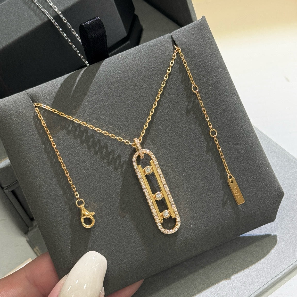 Luxurious 925 Sterling Silver Paper Clip Necklace For Women With Bezel Setting Diamond And Silver Slider Chain