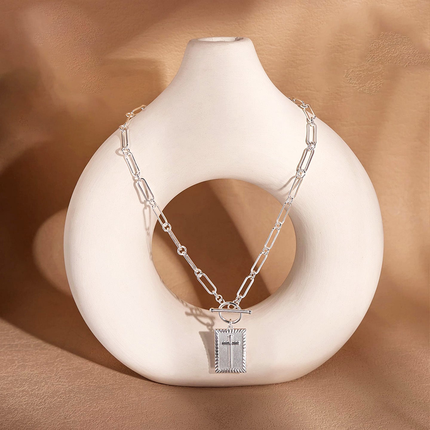 Men's Gold Paper Clip Necklace Featuring Alloy Paperclip Chain And Alloy Pendant