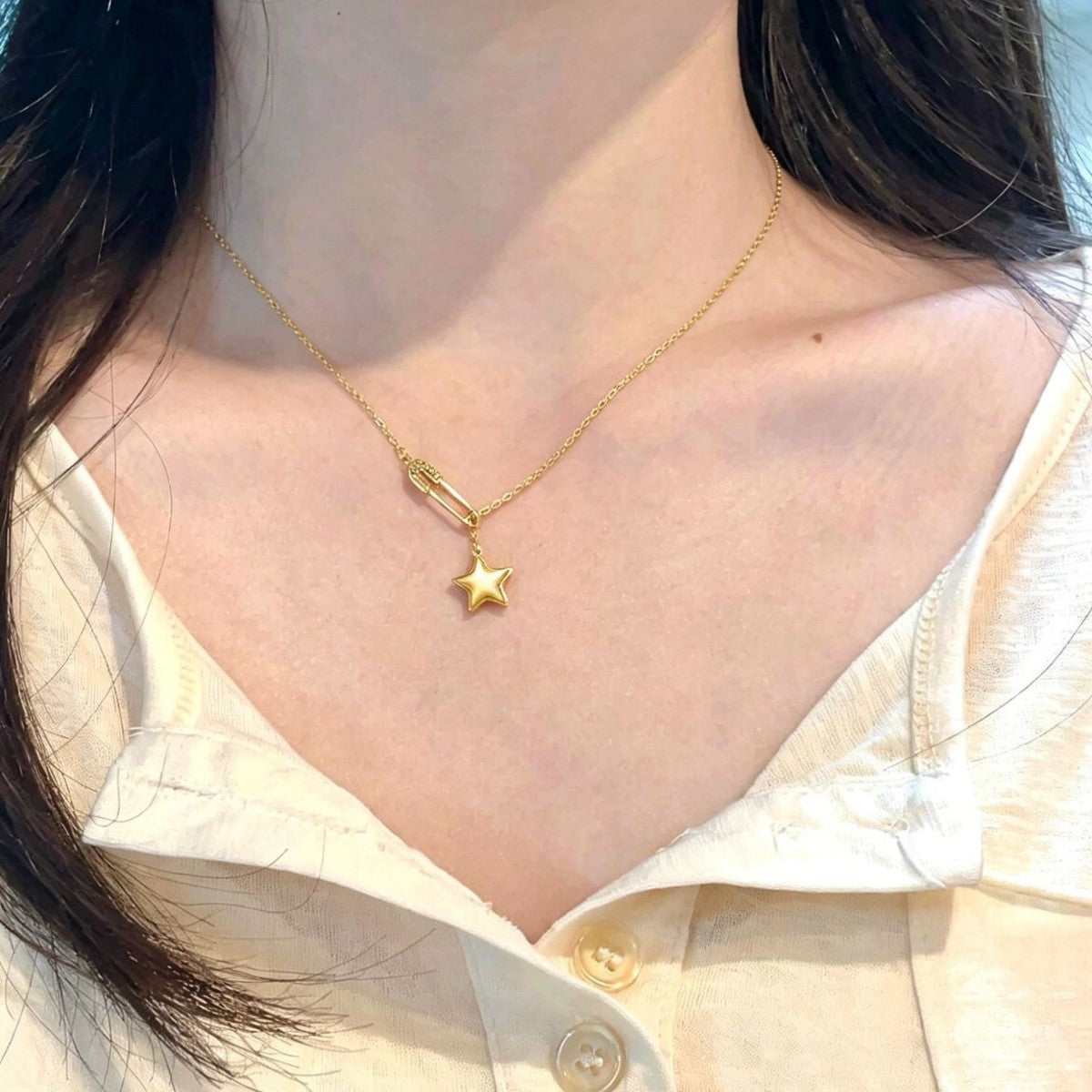 Handmade Sweet Gold Shell Necklace For Women In 925 Sterling Silver With Mother-of-pearl Shell Inlay And Paperclip Chain