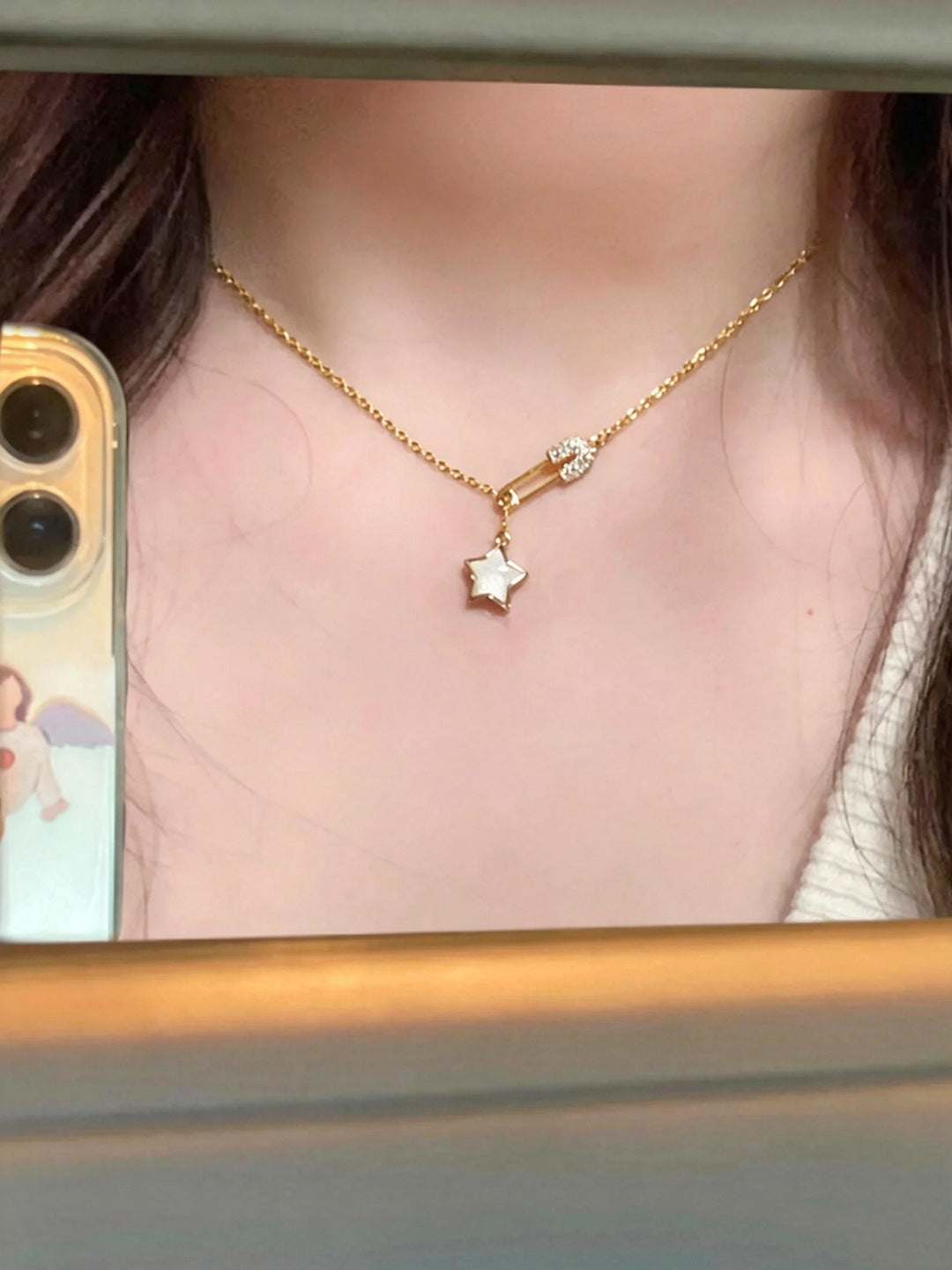 Handmade Sweet Gold Shell Necklace For Women In 925 Sterling Silver With Mother-of-pearl Shell Inlay And Paperclip Chain