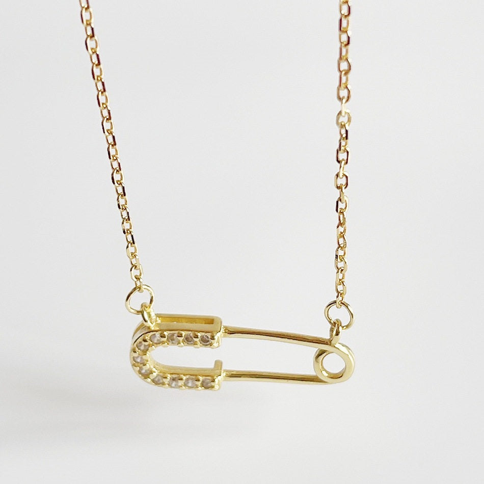 Gold Braid Paper Clip Chain Choker Necklace For Women With Zircon Inlay Material