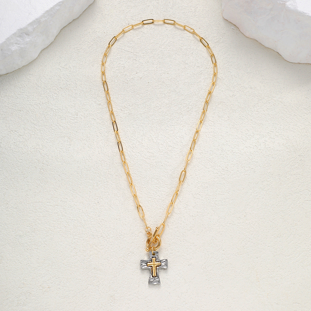 Cross Pendant Necklace For Women In Alloy With Paperclip Chain, Perfect For Daily Wear