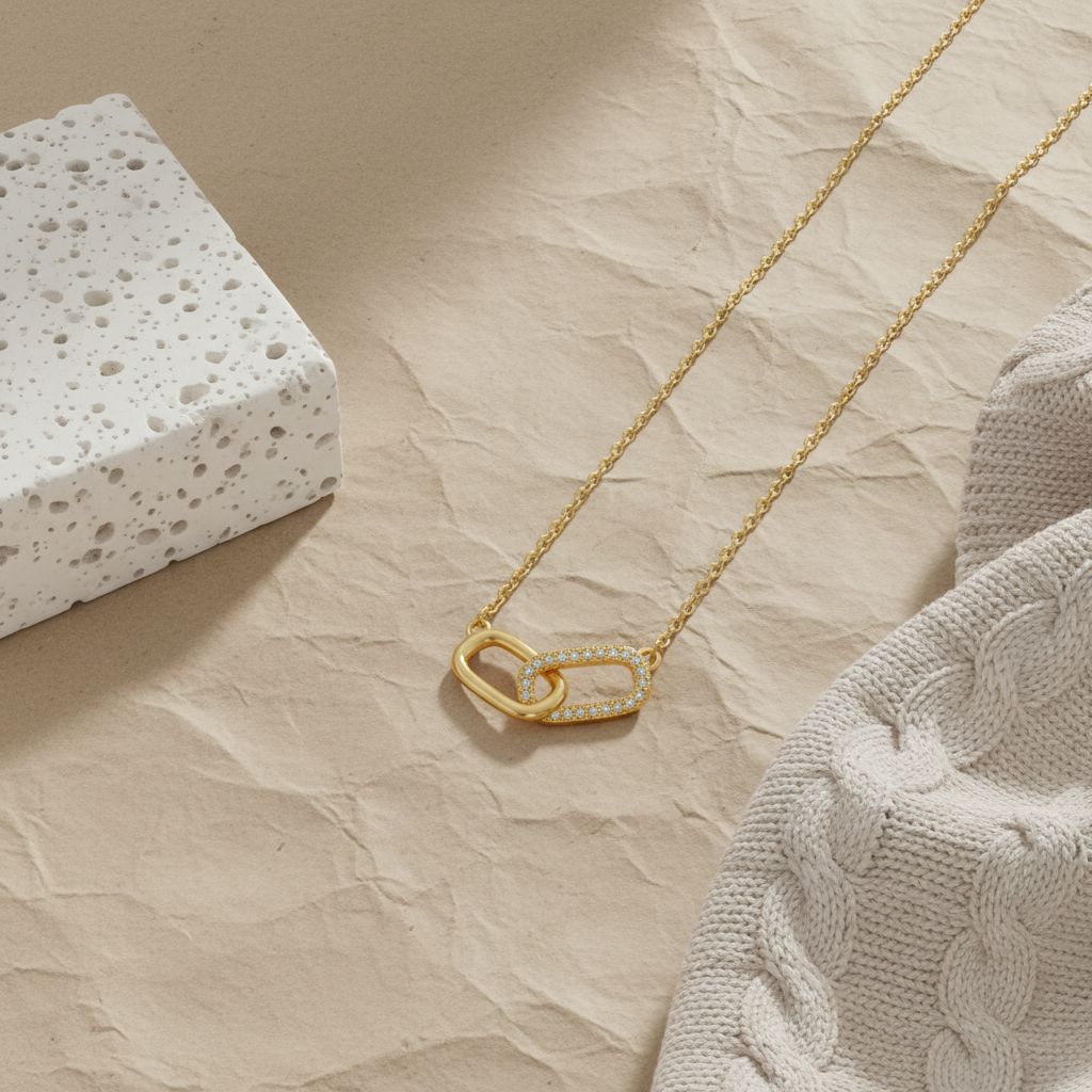 Gold Paper Clip Choker Necklace For Women In Simple Style With Copper And Rhinestones Featuring Paperclip Chain