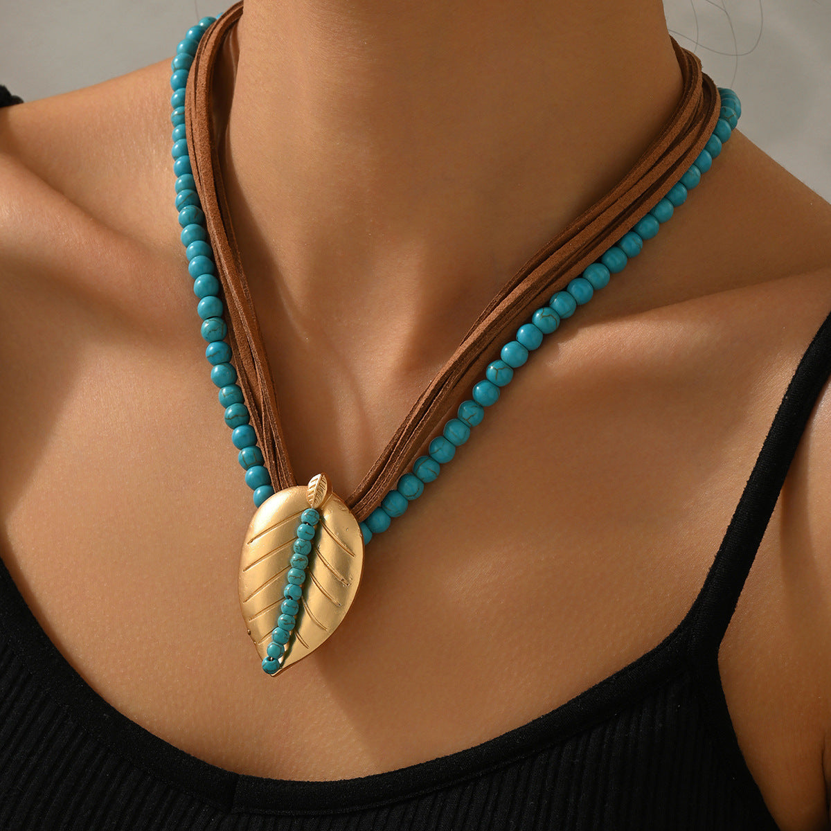Bohemian Multicolor Shell Necklace For Women With Beaded Chain And Seed Bead Inlay, Crafted With Synthetics