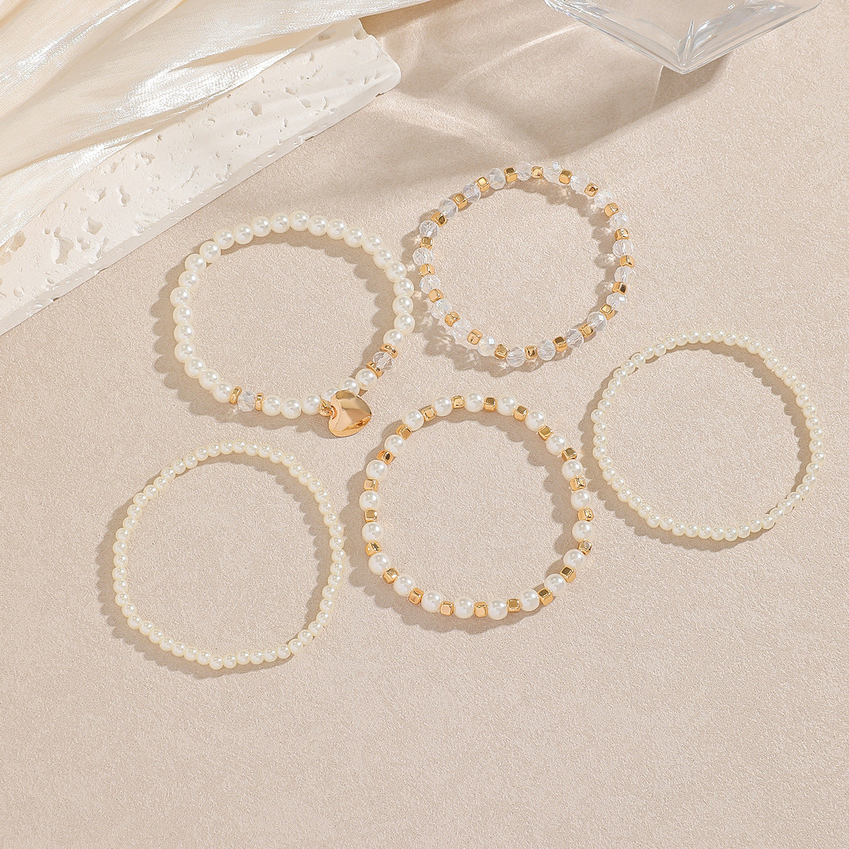 Bohemian Heart Shape Beaded Bracelet For Women Featuring CCB Material And Seed Bead Inlay
