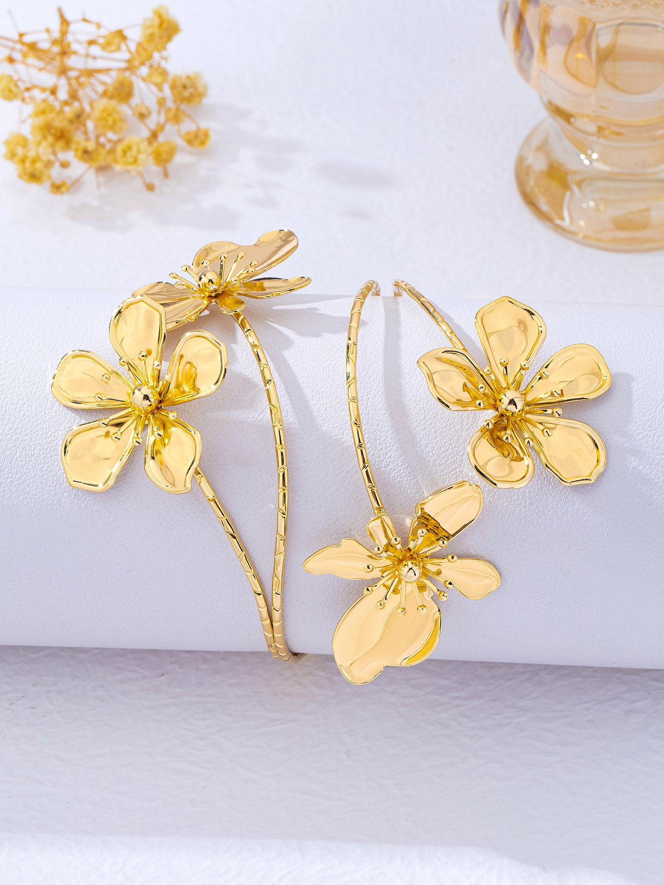 Elegant Flowers Enamel Arm Bracelet For Women In KC Golden Plated Alloy With 0.03µm Coating Thickness