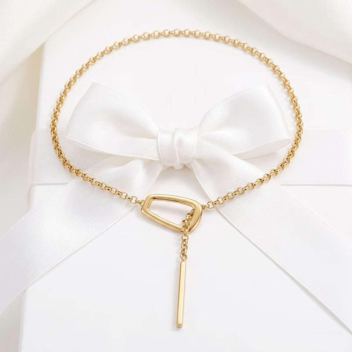 IG Style Geometric Asymmetrical Necklace For Women With KC Golden Plated Zinc Alloy And Cable Chain