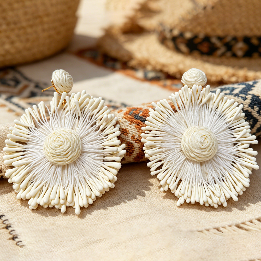 Handmade Bohemian Starfish Clip Earrings For Women In Multicolor Raffia