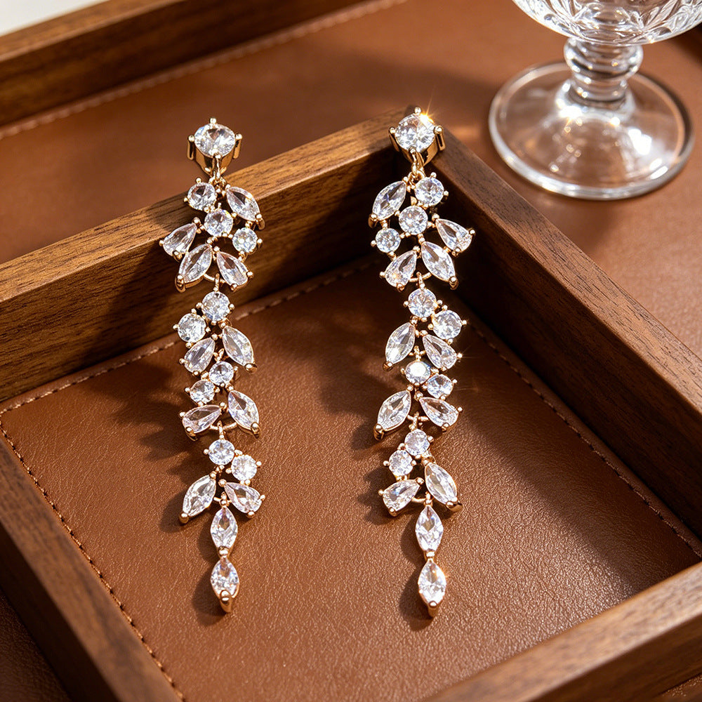 Gold Tassel Leaves Clip Earrings For Women With Zircon Inlay, Featuring Elegant Clip-On Design